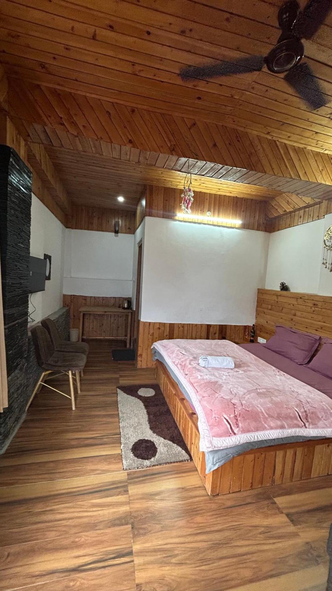The Himalayan Sukoon Villa Near Jibhi Banjār Εξωτερικό φωτογραφία